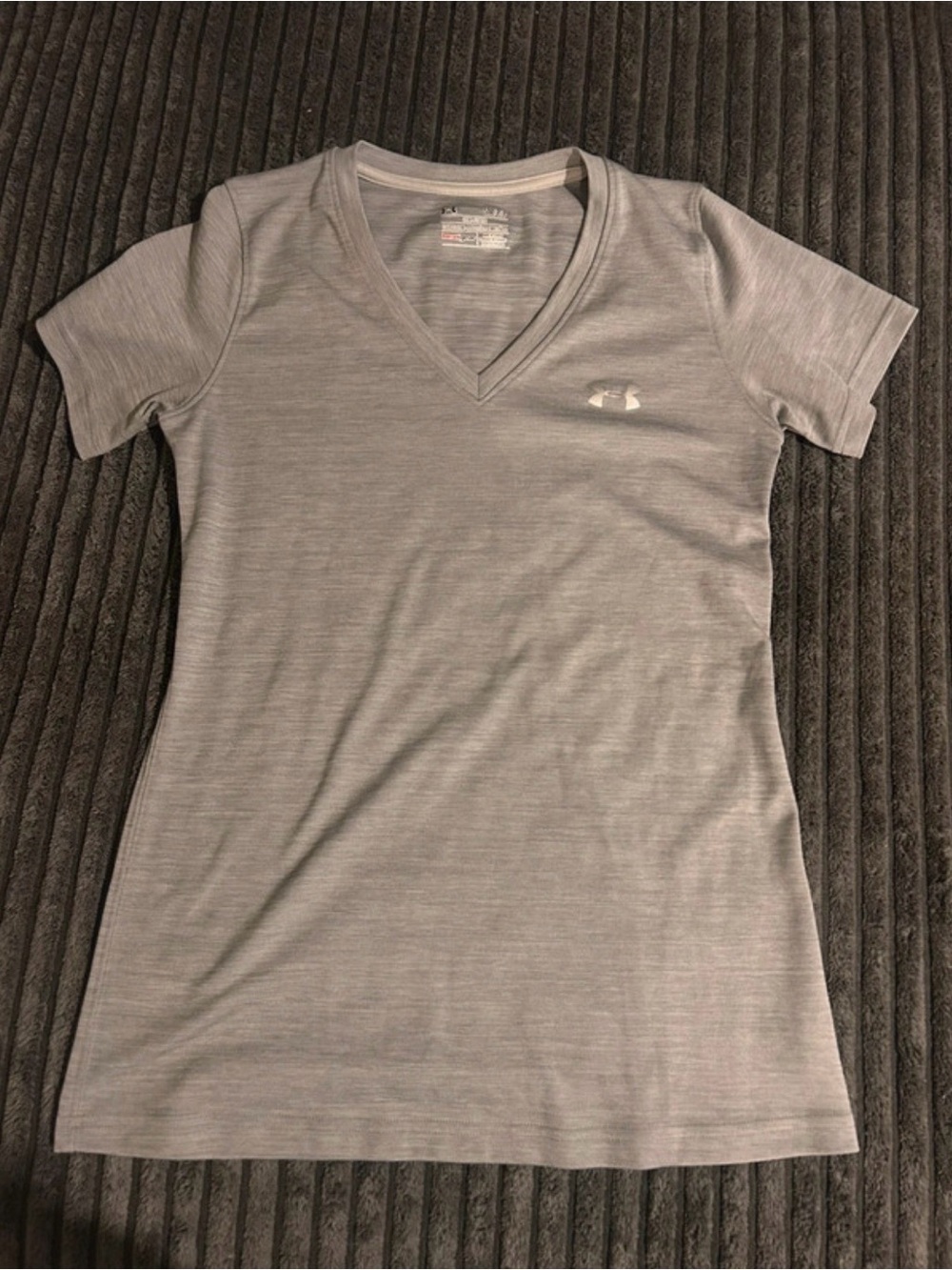 Under Armour Women's Light Gray V-Neck Performance Tee